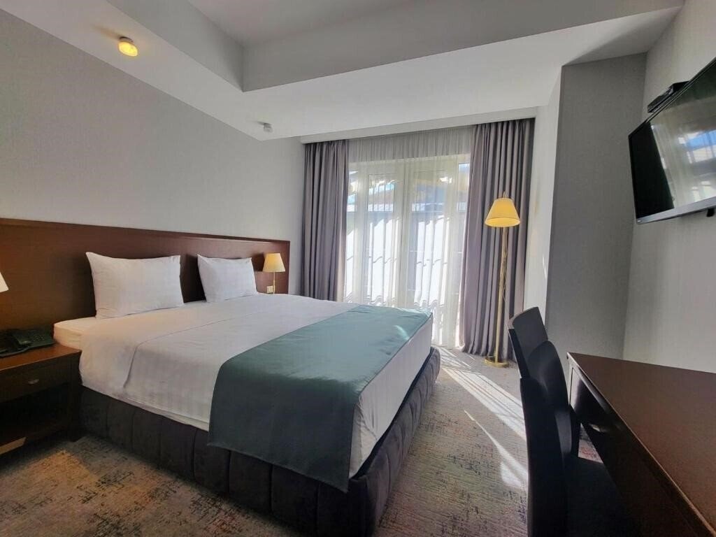 Отель A5 Hotel 4*