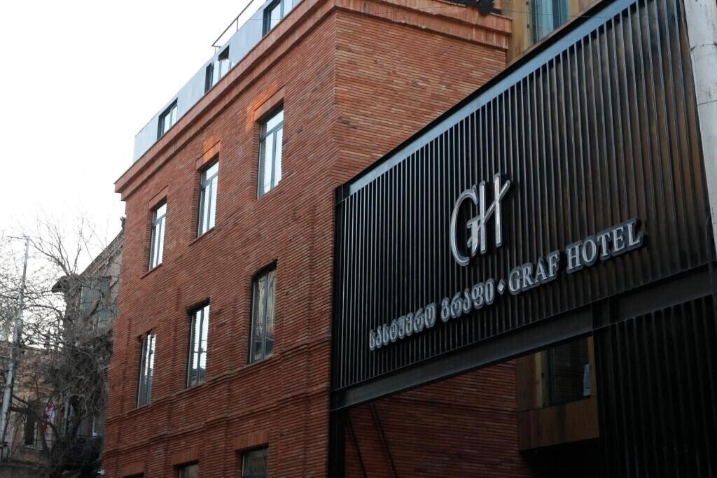 Отель Graf Hotel 4*