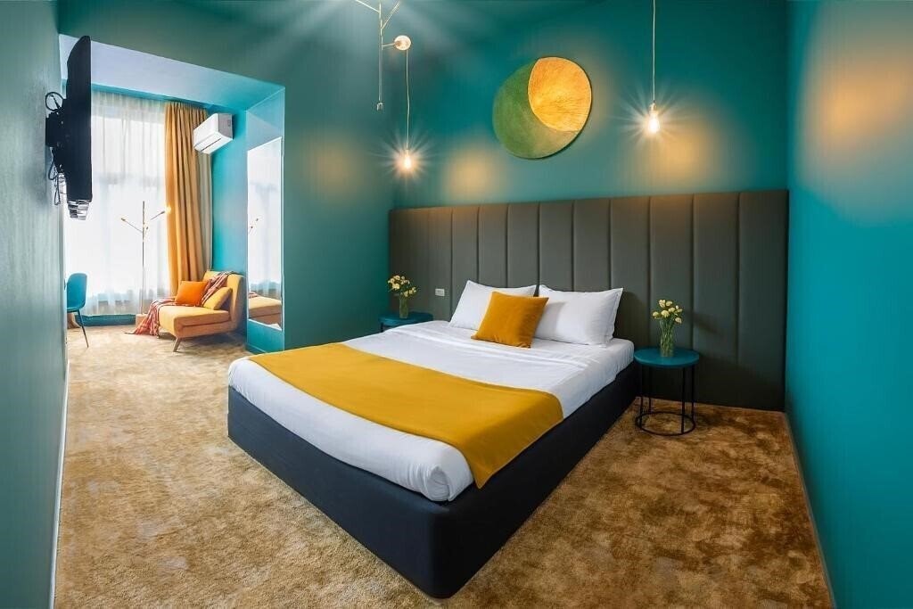 Отель Freeze Inn Hotel 4*
