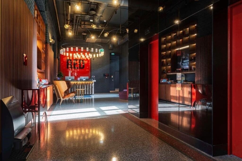 Radisson Red Tbilisi 4* суреті