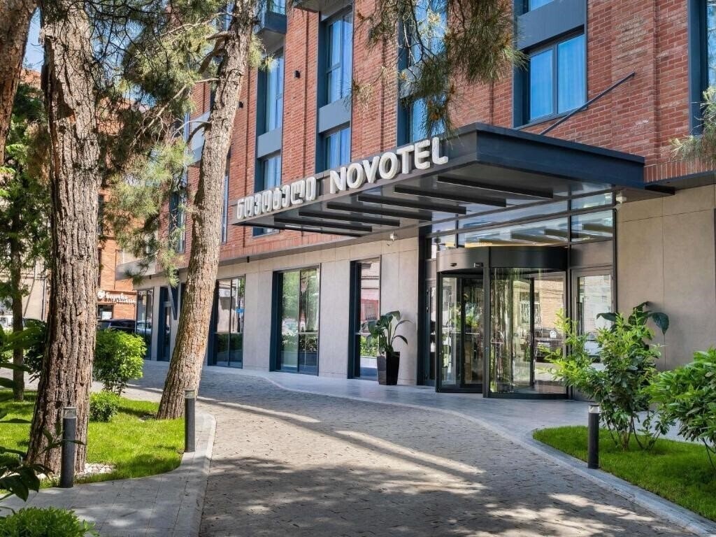 Novotel Tbilisi 4* қонақ үйі