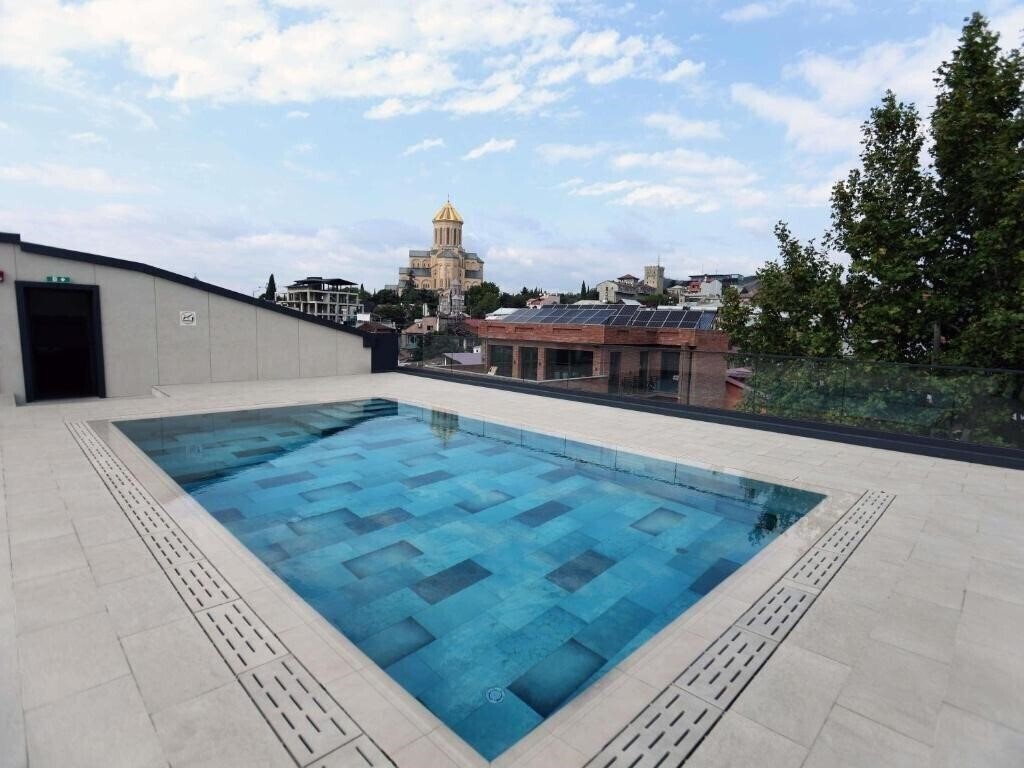 Novotel Tbilisi 4* суреті