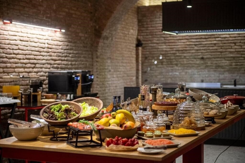 Qarvasla Hotel 5* қонақ үйі