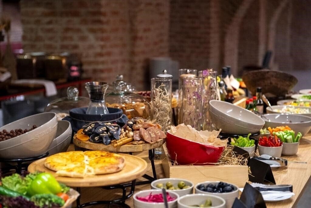 Qarvasla Hotel 5* суреті