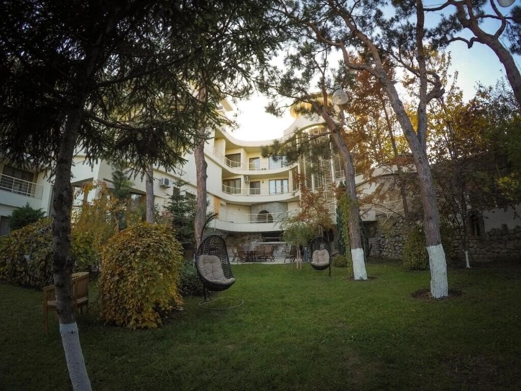 Beaumonde Garden 3* қонақ үйі