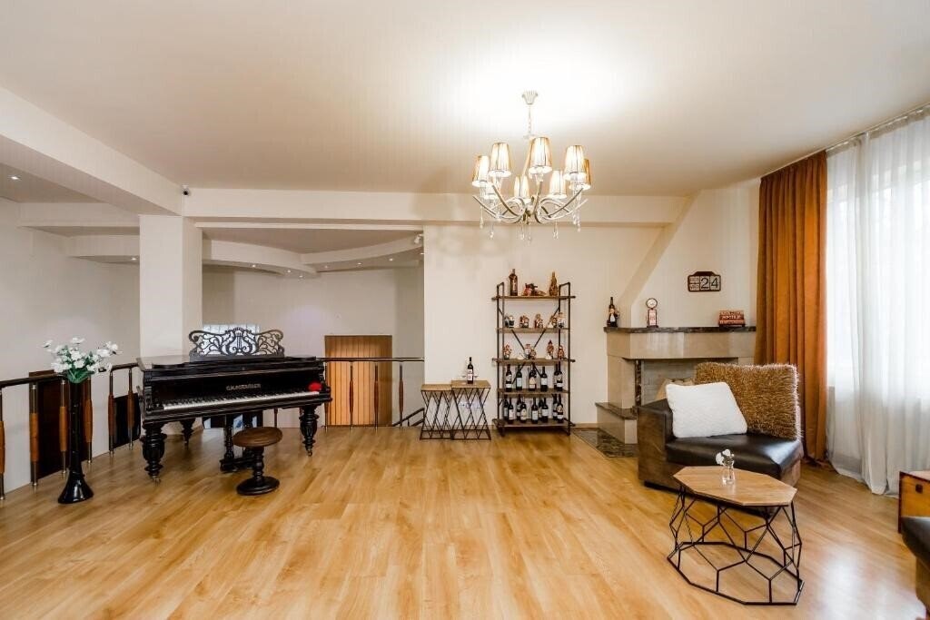 Отель Diamond 3*