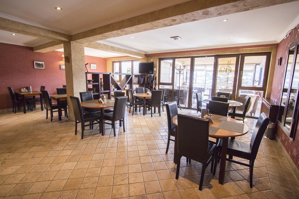 Kmm 3* фотосуреті