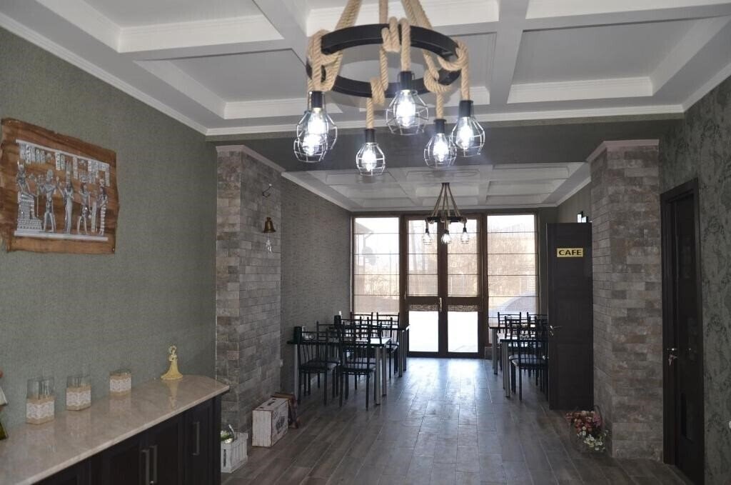 Hotel New Telavi 3* фотосуреті