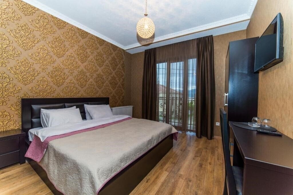 Hotel New Telavi 3* суреті