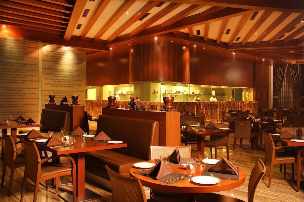 Фото Radisson Blu Dwarka 5*