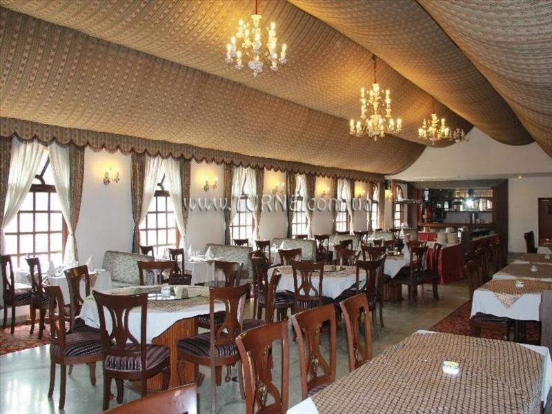 Ashok Country Resort 4* қонақ үйі