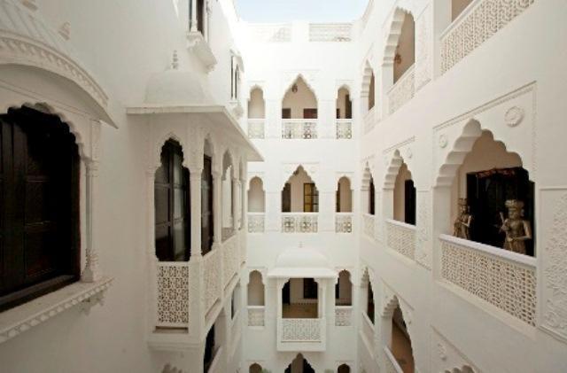 Фото Jyoti Mahal 3*