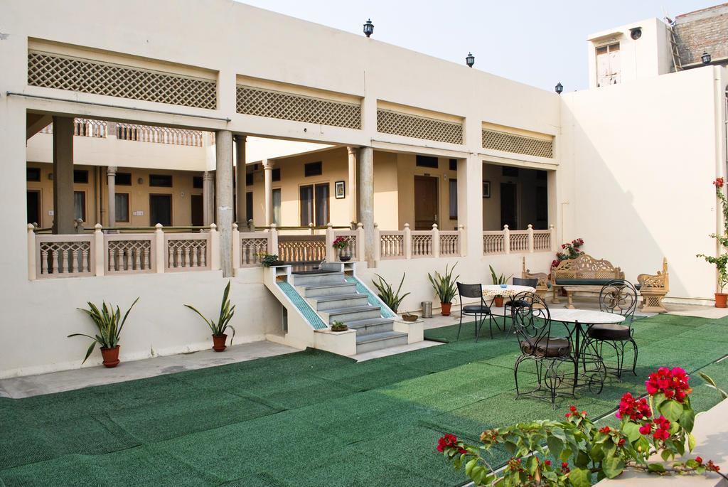 Фото Arya Niwas 3*