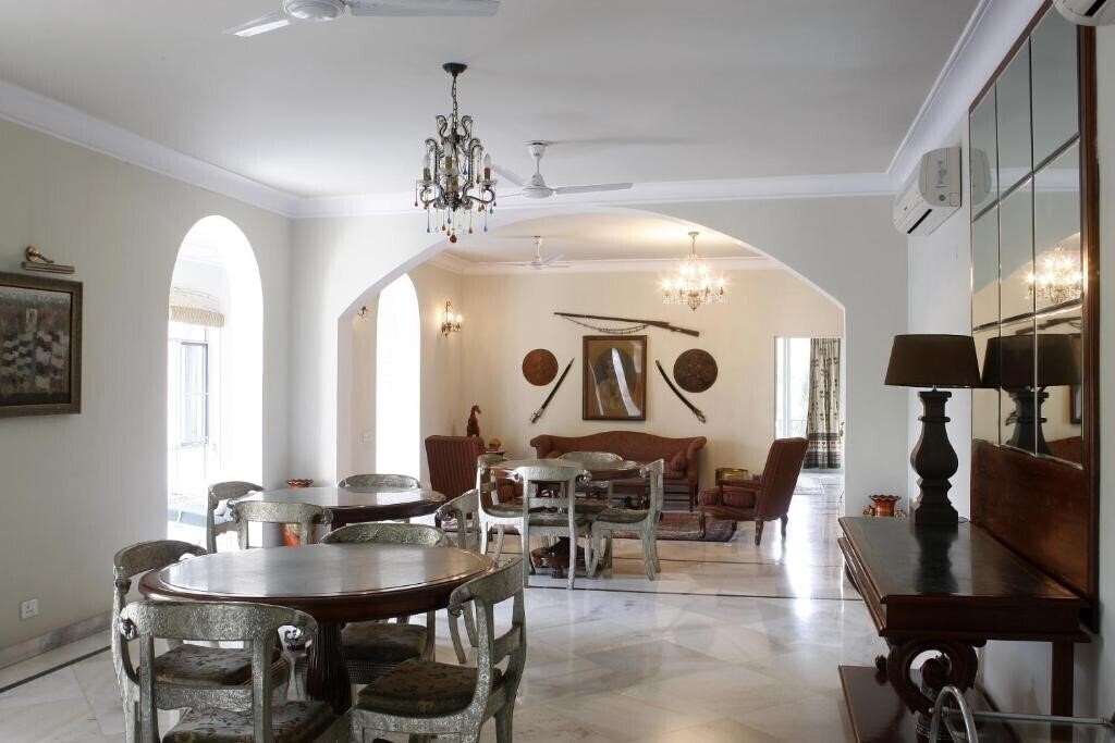 Barwara Kothi 1* суреті