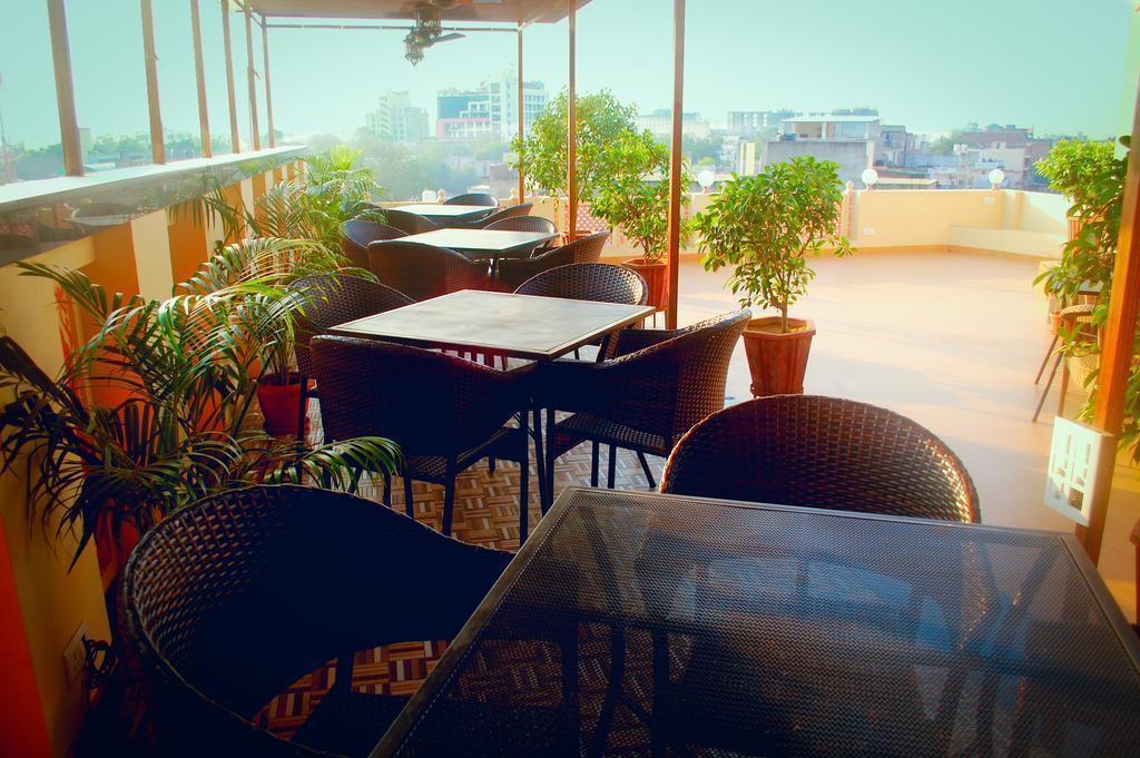 Hotel H.R. Palace 3* фотосуреті