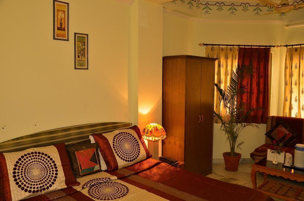 Sarang Palace 3* суреті