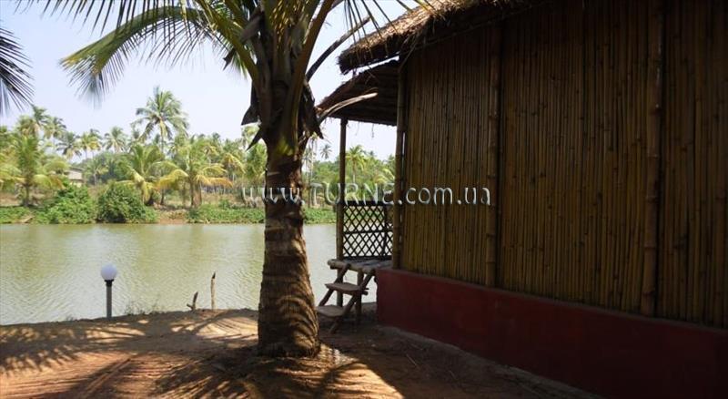 Om Lake Resort 2* суреті