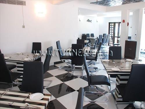 Отель Tarika's Sea Breeze 3*