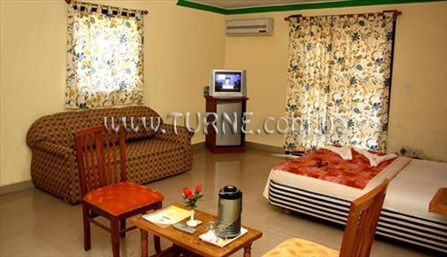 Krish Holiday Inn 2* қонақ үйі