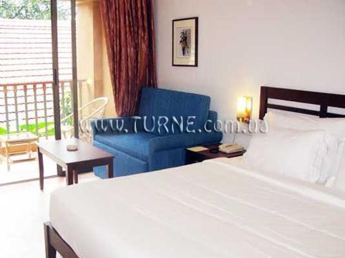 Отель Abad Green Forest 4*