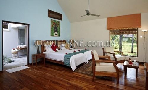 Отель Neeleshwar Hermitage 4*