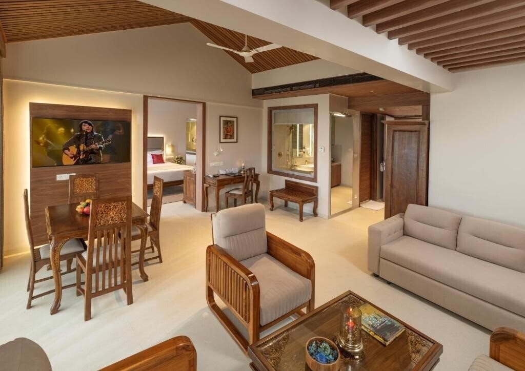 Uday Suites 3* суреті