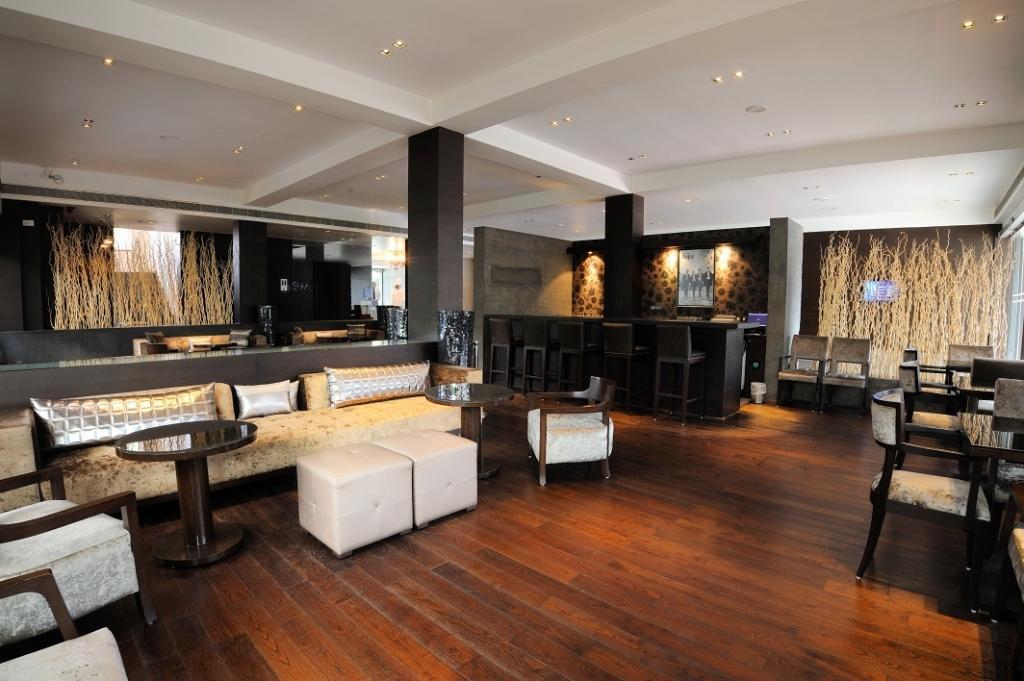 Отель Avenue Regent 3*