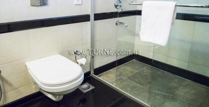 Eastand Lake Song 4* қонақ үйі