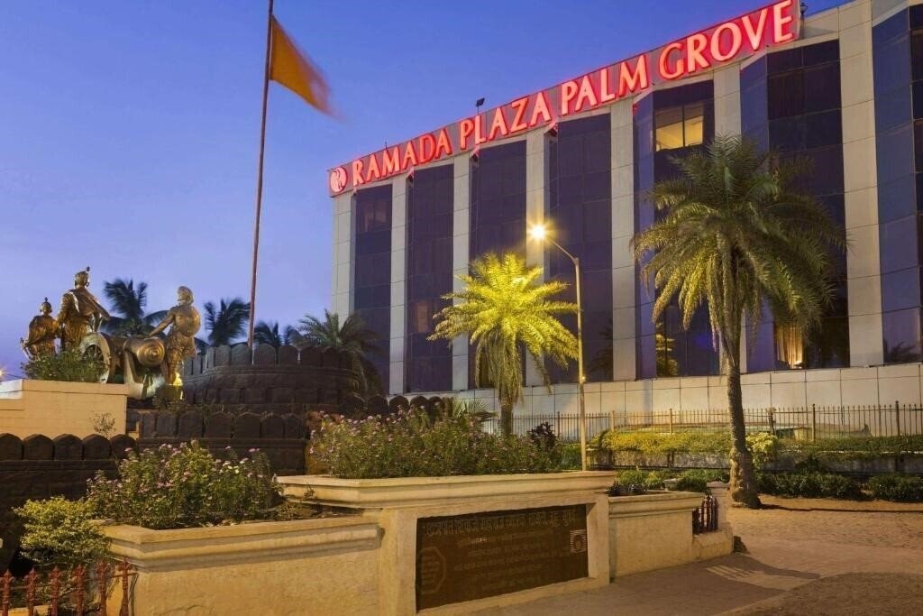 Ramada Plaza Palm Grove 5* қонақ үйі