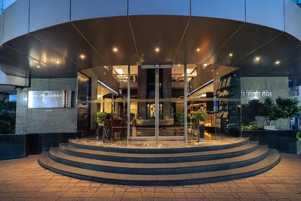 The Mirador 3* қонақ үйі