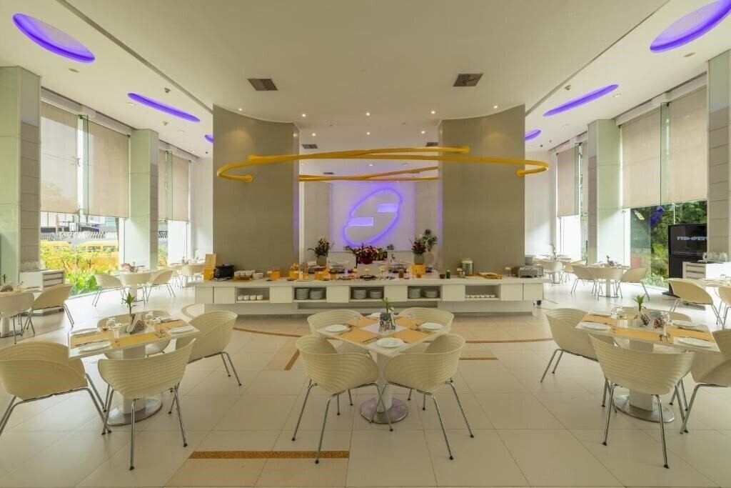 Kohinoor Elite 3* суреті