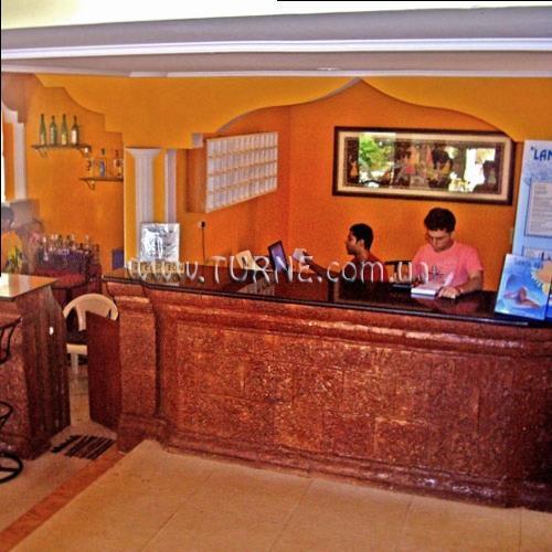 Rahi Coral Beach Resort 2* қонақ үйі