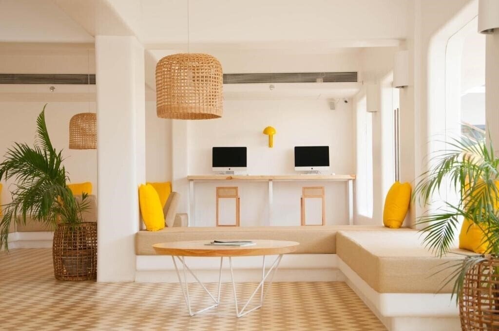 Bloom Suites 4* суреті