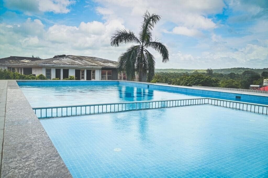 Sea Horizon Villas & Luxury Resort (ex. Sea Horizon Luxury Villas Mandrem Beach Goa, Sea Horizon Resort Mandrem) 3* қонақ үйі