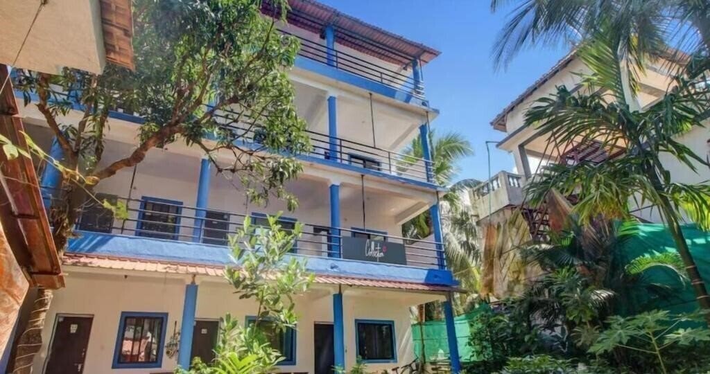 Отель Aqua Wave by YogiTree Hotels (ex. Aqua Vista) 3*