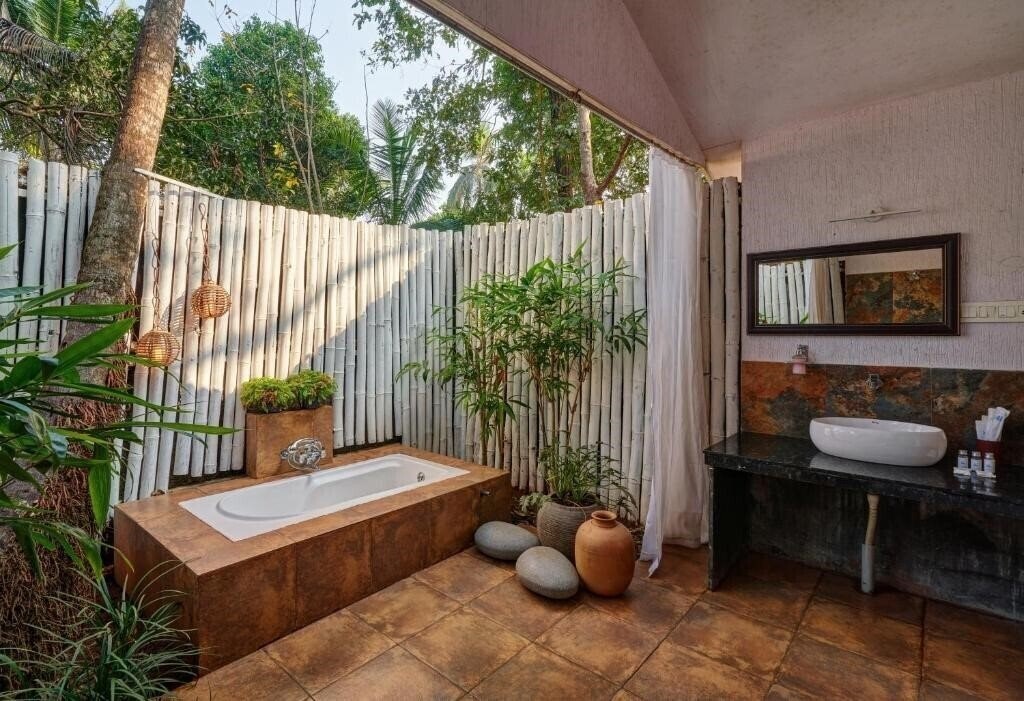 Blu Resorts Vagator Goa 3* суреті