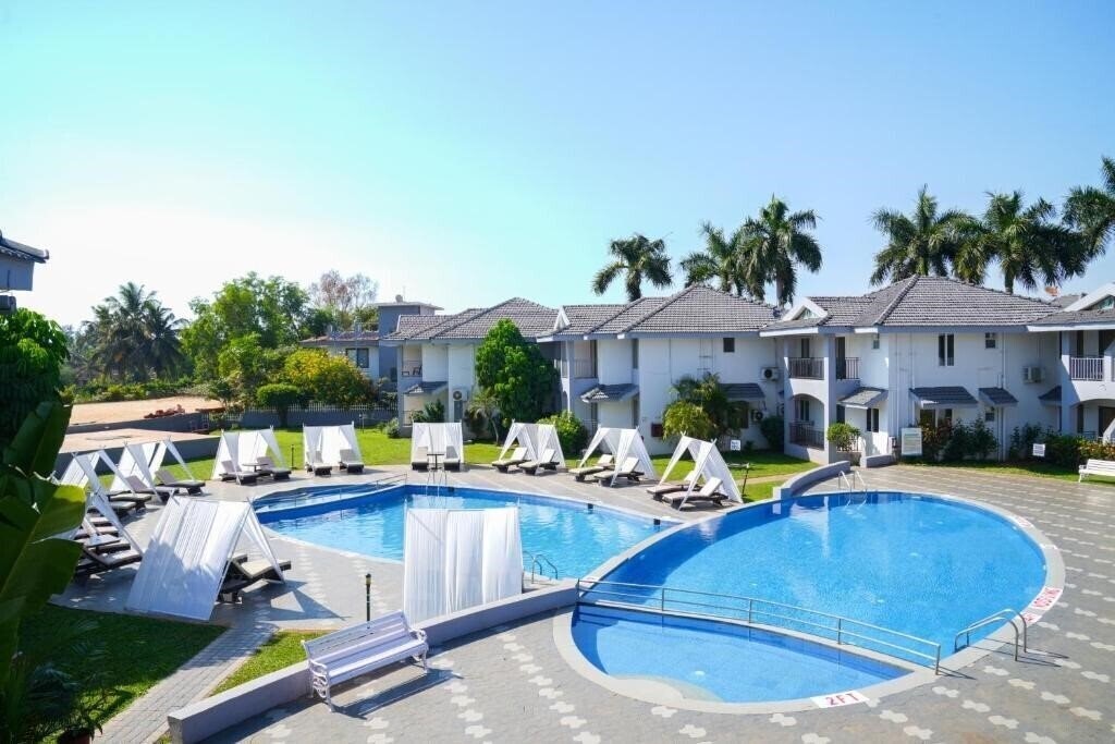 Фото Baywatch Resort 4*