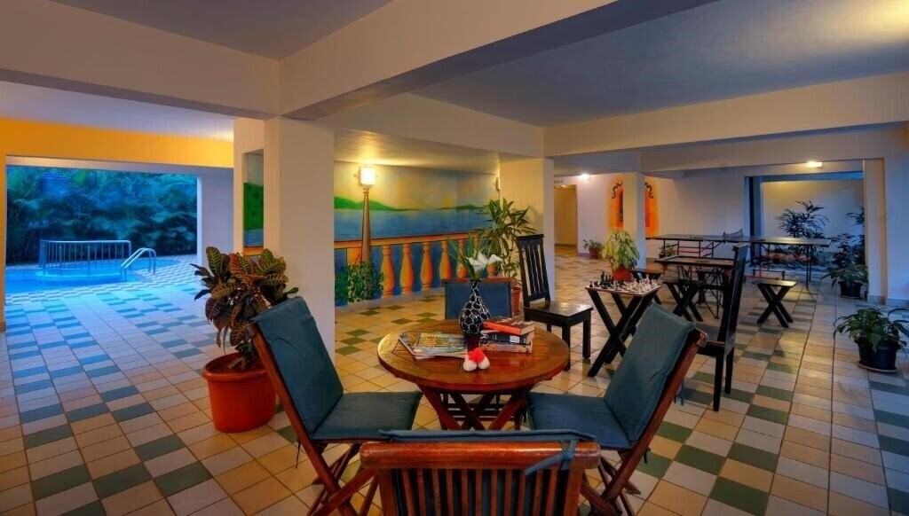 The Treehouse Blue 3* суреті