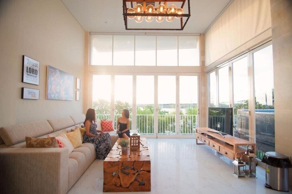 Villa Tepi Segara 4* фотосуреті