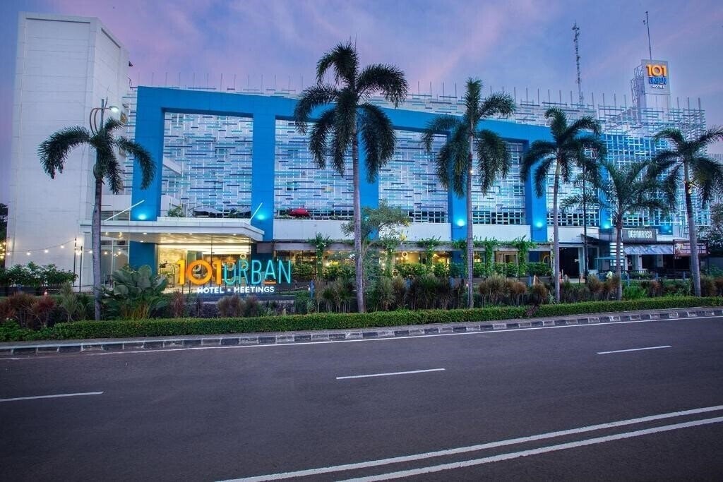 The Bnb Jakarta Kelapa Gading 3* қонақ үйі