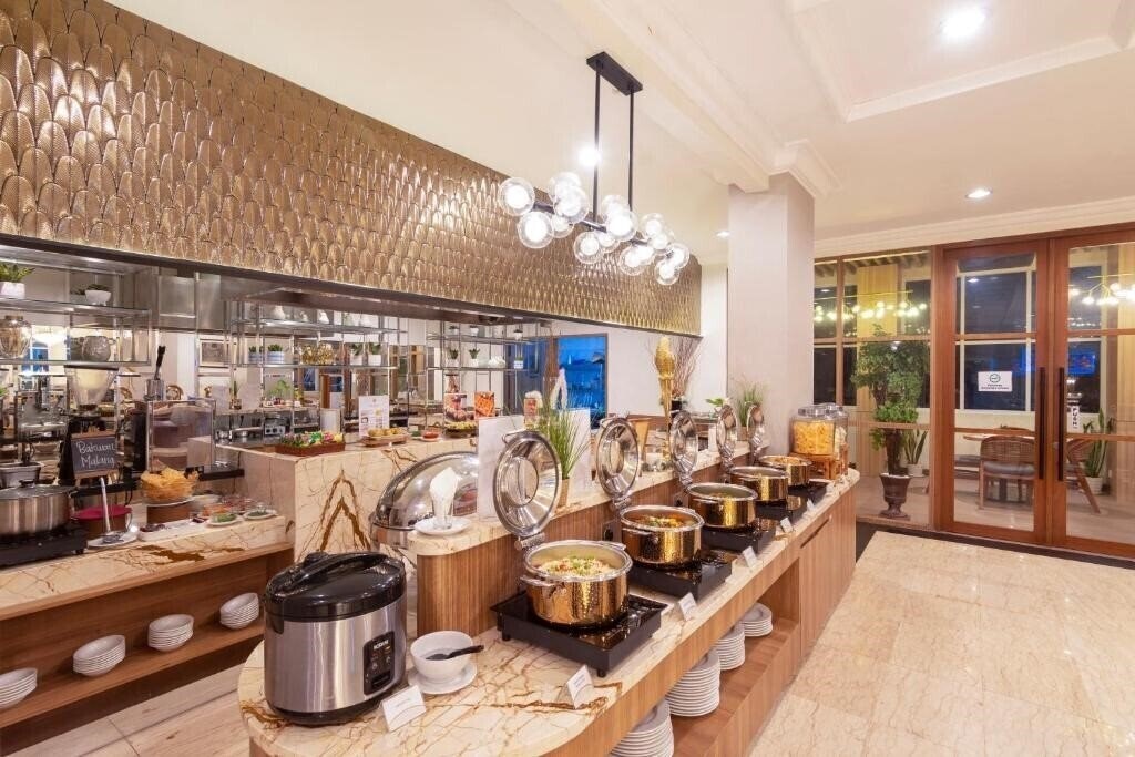 Blue Sky Pandurata Boutique Hotel 3* суреті