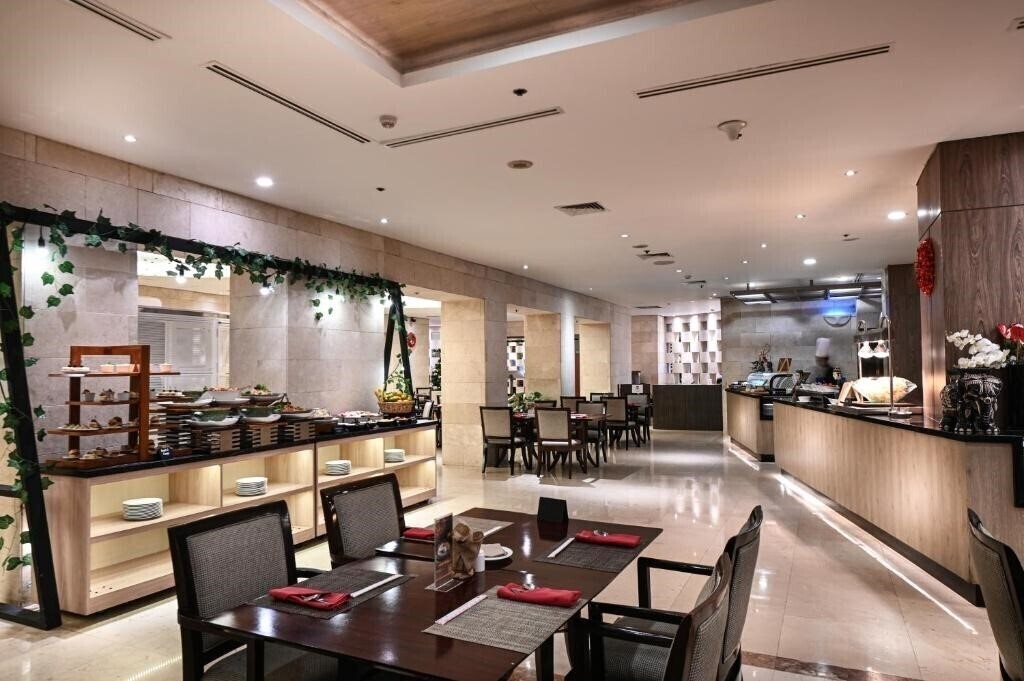 Borobudur Jakarta 4* суреті