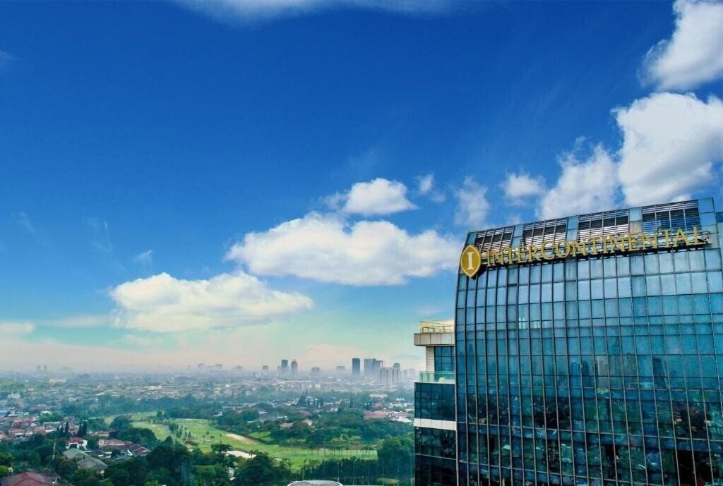 Отель InterContinental Residence Jakarta Pondok Indah 5*
