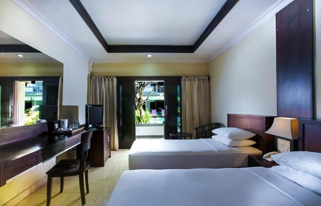 Фото Champlung Mas Legian 3*
