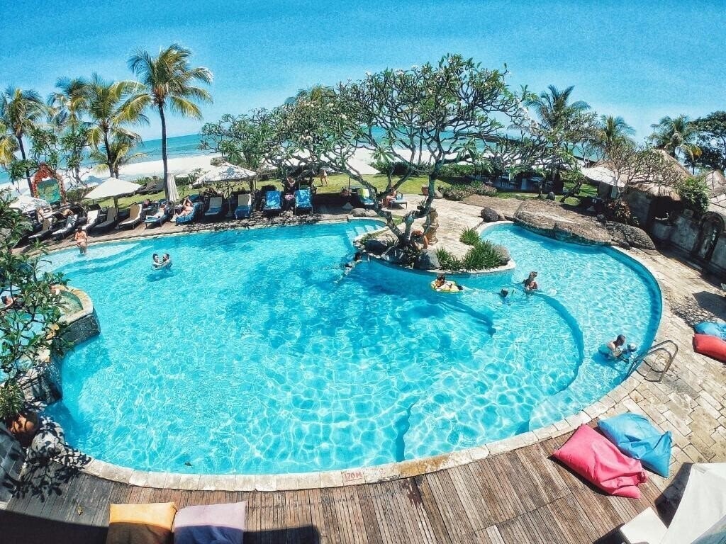 Отель Grand Bali Sani Suite 3*
