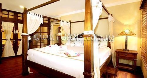 Отель Jayakarta 3*