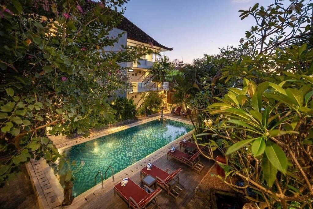 Отель Pondok Sari Kuta 2*