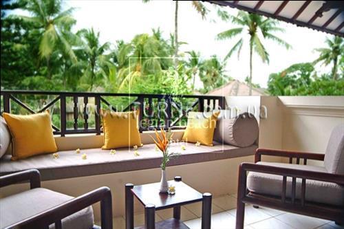 Отель Legian Beach 4*