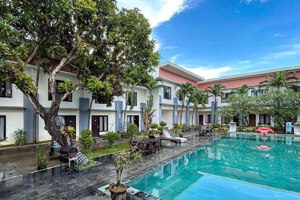 Ozz Hotel Kuta Bali 2* қонақ үйі