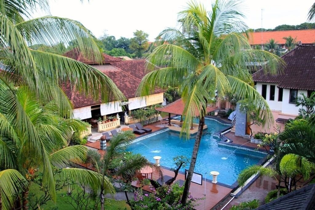 Bakung Beach Resort 3* қонақ үйі